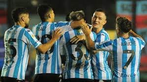 Racing goleó a Arsenal y consiguió su primera victoria: mirá los goles