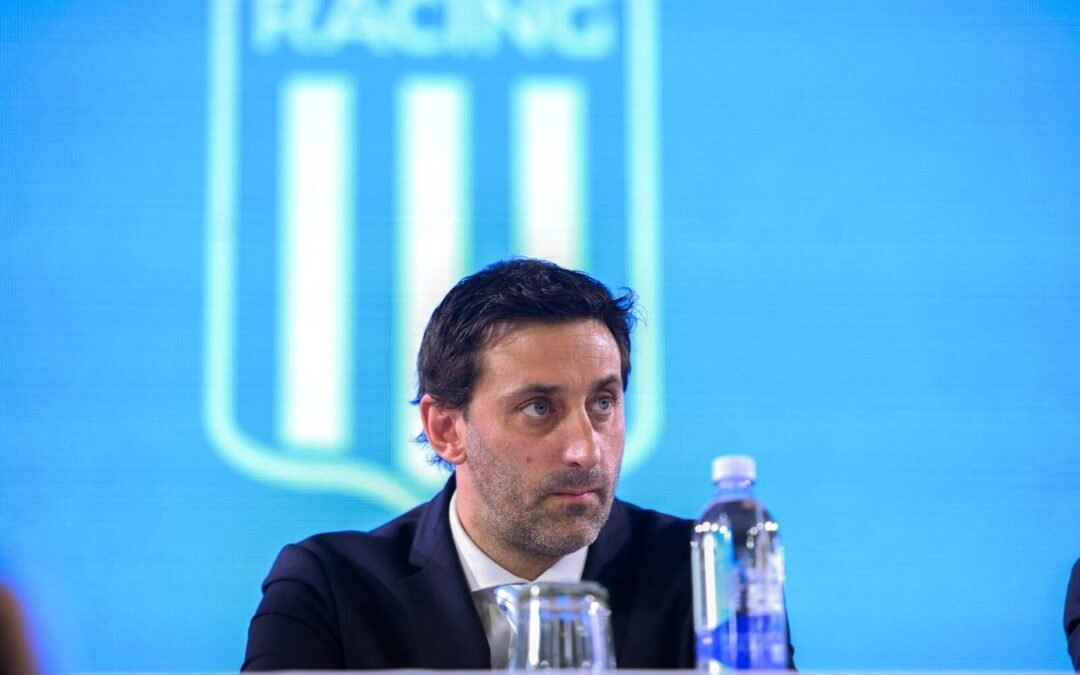 Racing fue inhibido por FIFA, pero el club asegura que ya está resuelto