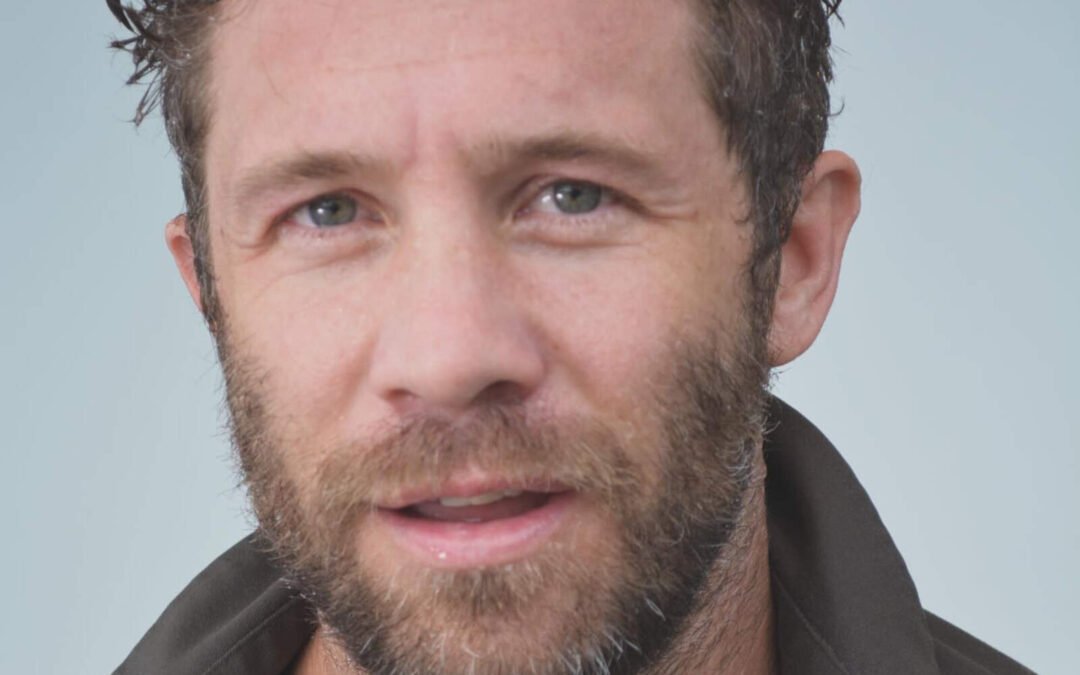 La travesía de Nicolás Riera en un refugio antibombas en Israel