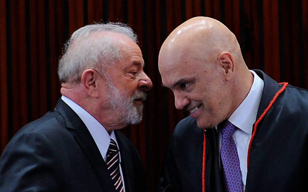 La Justicia de Brasil decide este martes si Jair Bolsonaro debe ir a juicio