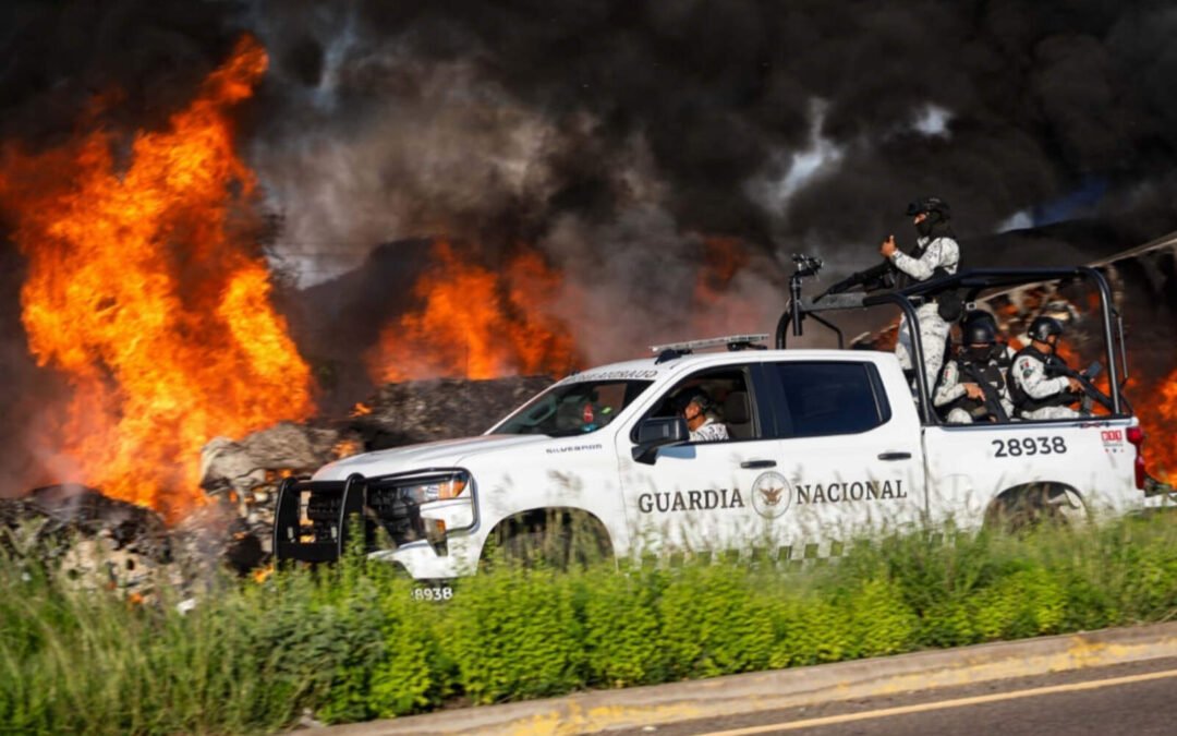 Balaceras e incendios paralizaron Culiacán: el narco volvió a tomar la ciudad