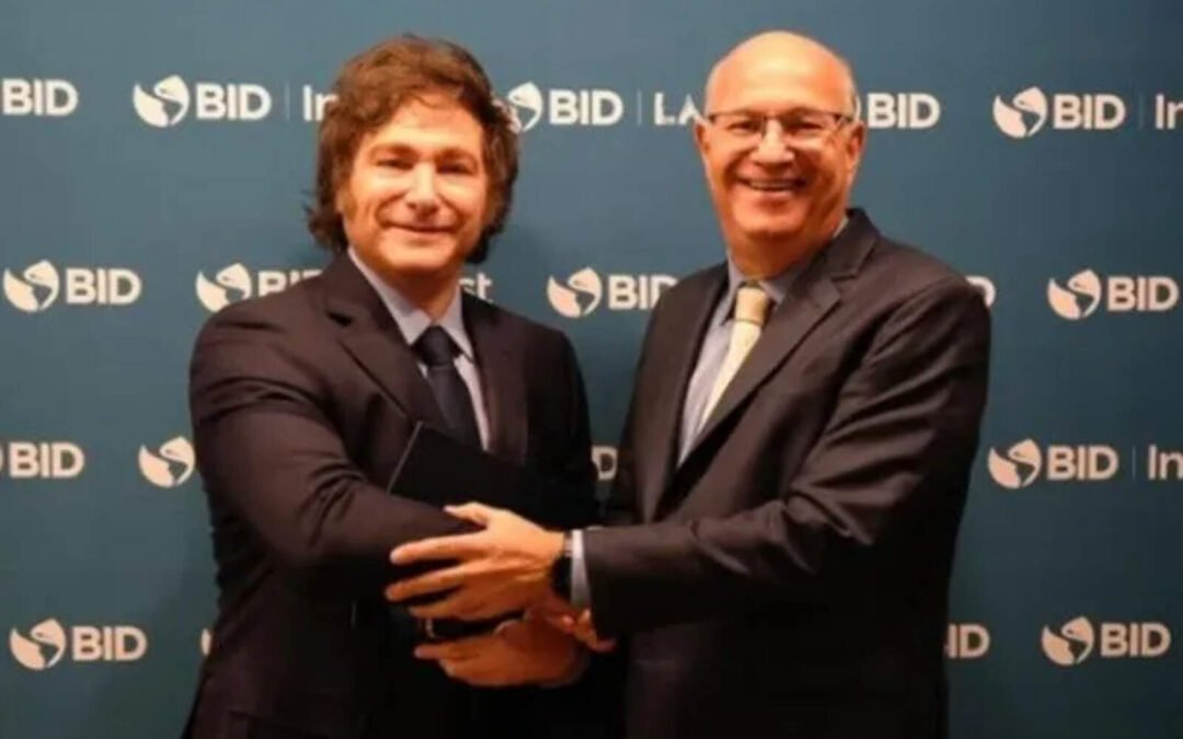 El Banco Interamericano de Desarrollo trabaja con el FMI para apoyar al Gobierno