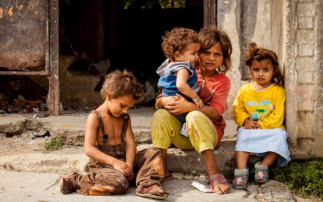 Gracias al Gobierno de Milei, la pobreza infantil en Argentina cayó casi 15 puntos