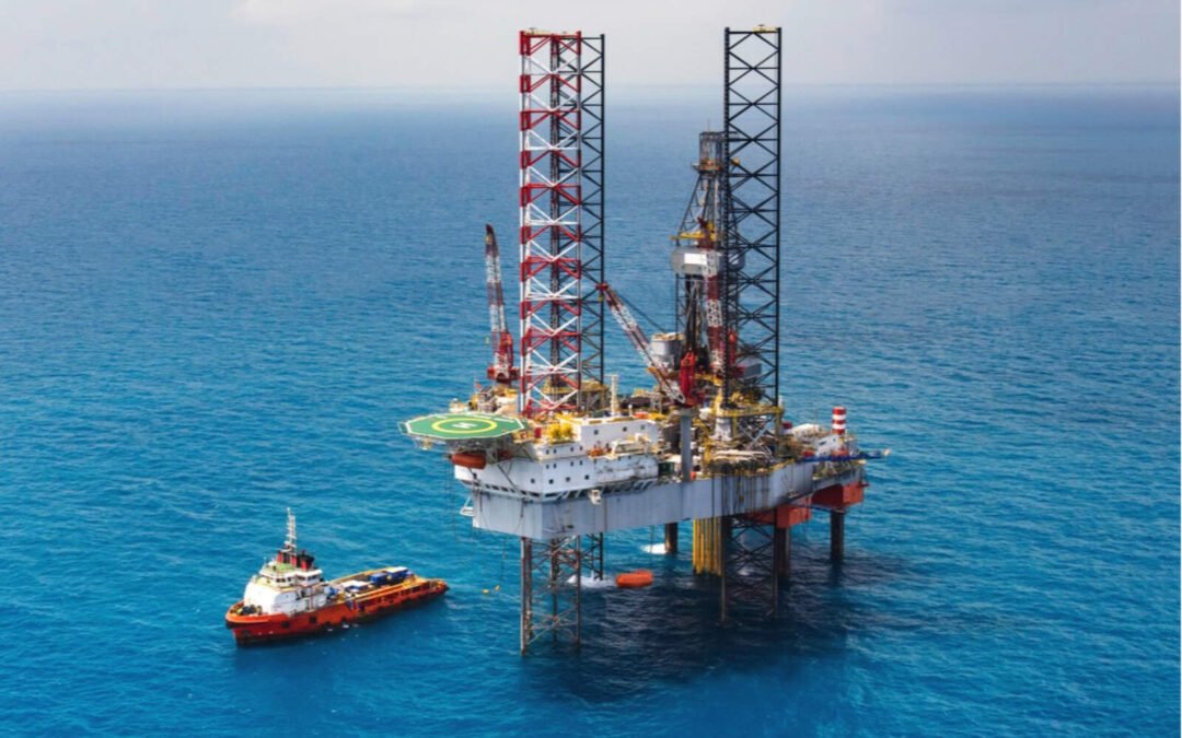 La OPEP anunció un increíble aumento de la producción y cae el precio del petróleo