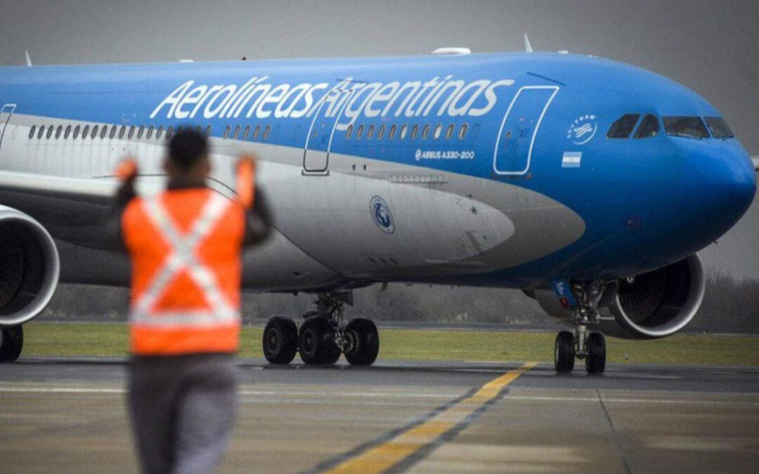 Aerolíneas Argentinas logró ganar dinero por primera vez desde la estatización de 2008