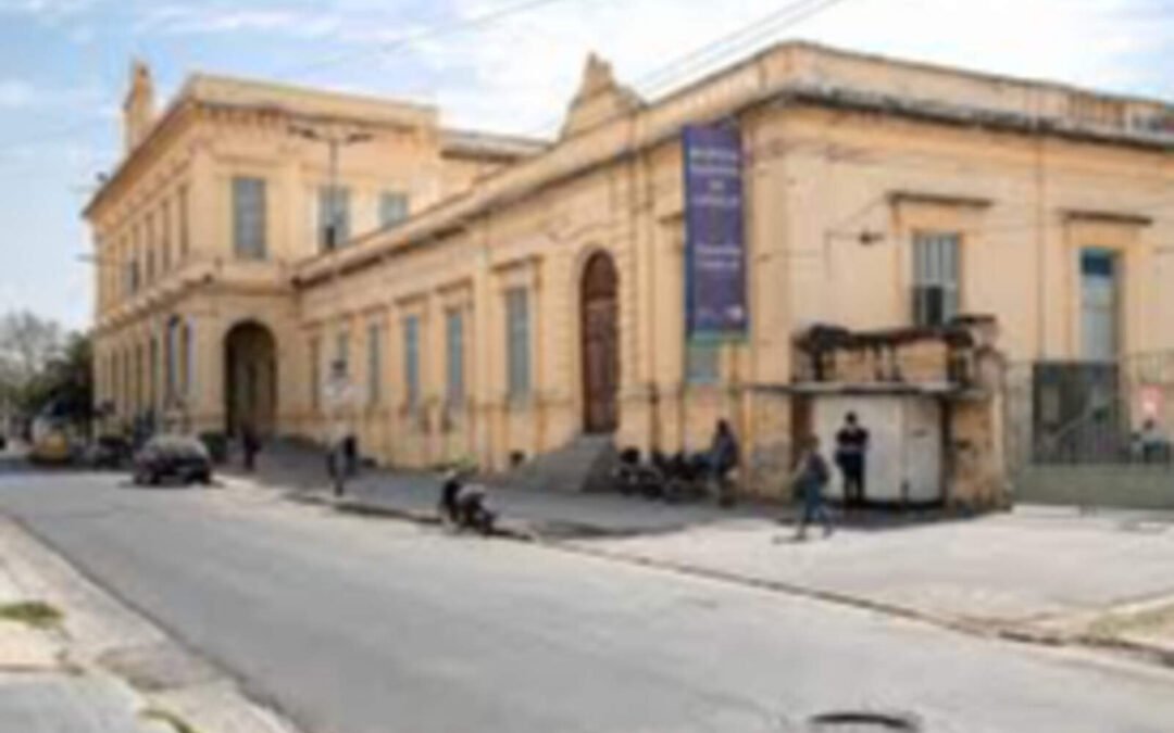 Córdoba: balearon a una joven de 18 años para robarle el celular y sigue grave