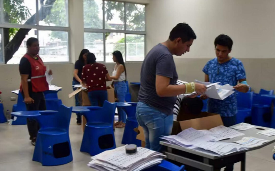 La segunda vuelta definirá el futuro de Ecuador este domingo 13 de abril