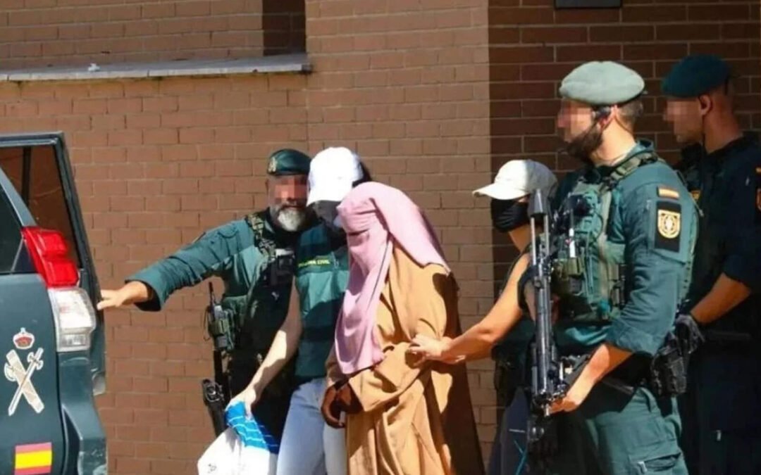 La Justicia española le rebajó la pena a una yihadista peruana que militaba para ISIS