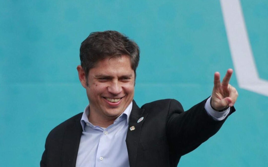 Kicillof ‘homenajeó’ al Papa Francisco poniéndole su nombre a una bajada de autopista