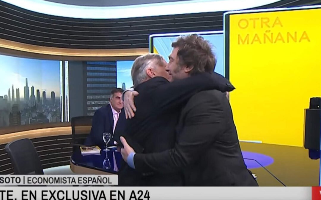 Milei apareció en medio de la entrevista de A24 al economista Jesús Huerta de Soto