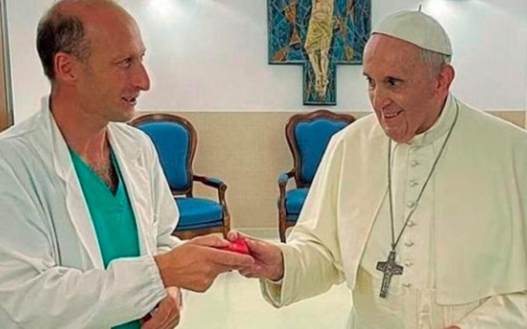 La reveladora confesión del médico privado del Papa Francisco