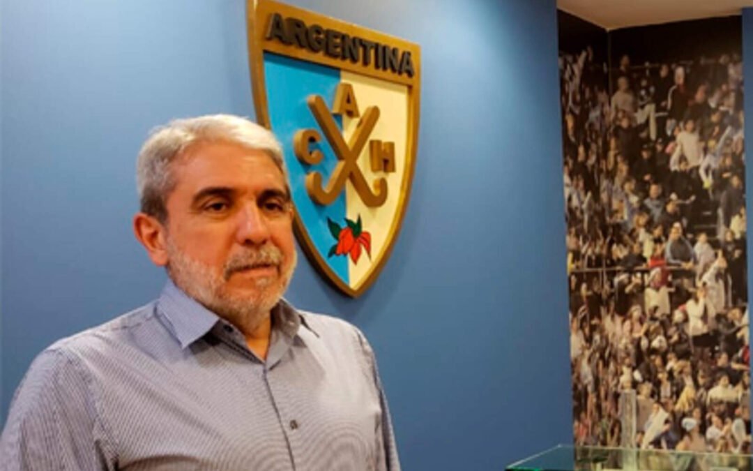 el-impresentable-de-anibal-fernandez-fue-reelecto-como-presidente-de-la-cah