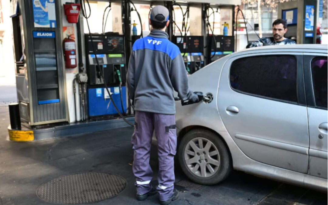 YPF bajará 4% los precios de sus combustibles por la baja internacional del petróleo