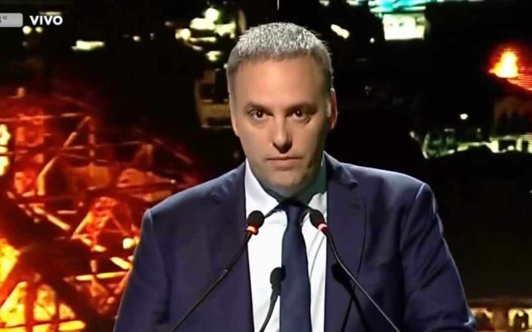 EN VIVO: Manuel Adorni debate contra otros 16 candidatos de izquierda por la Ciudad