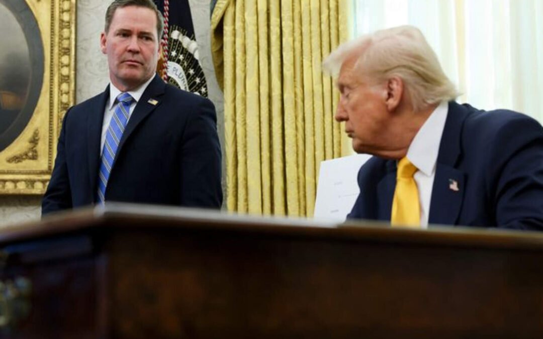 Trump echó a Mike Waltz como máximo consejero en seguridad
