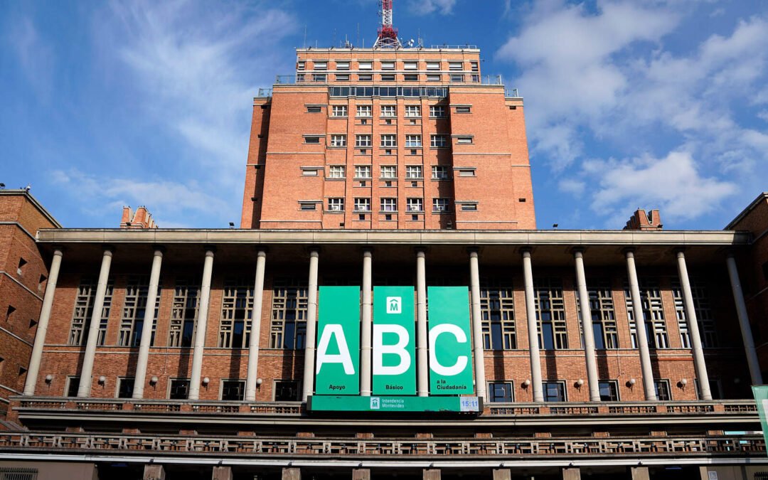 Escándalo por las horas extras en la Intendencia  sacude Montevideo