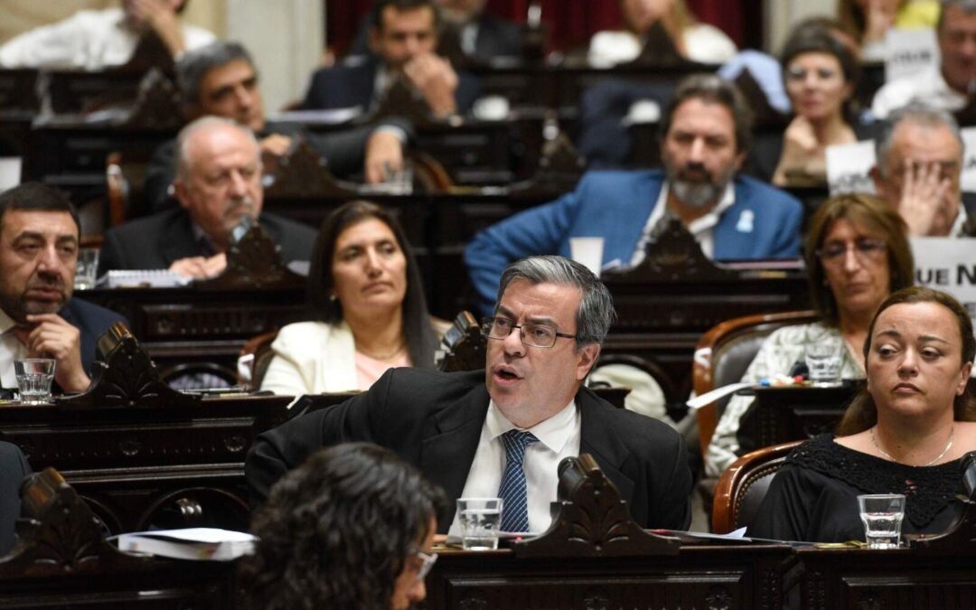 El kirchnerismo convocó a una sesión especial para quebrar al Estado argentino