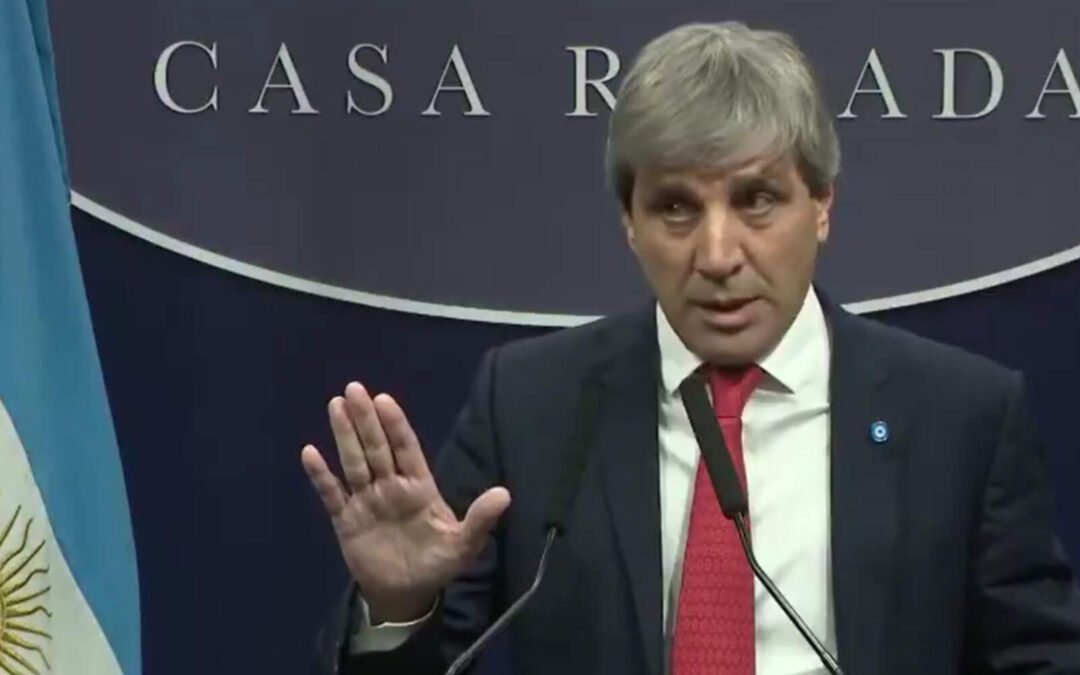 Toto Caputo domó a un periodista K por acusarlo de tener plata en negro