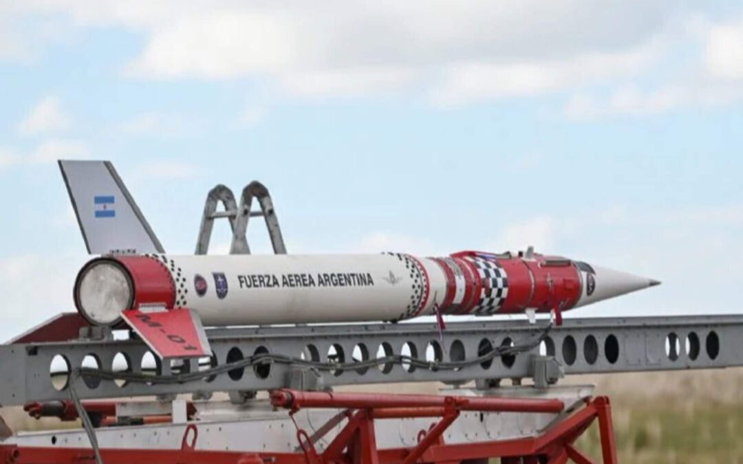 La Fuerza Aérea Argentina lanzó el lanzamiento experimental del cohete sonda MET 1-SO