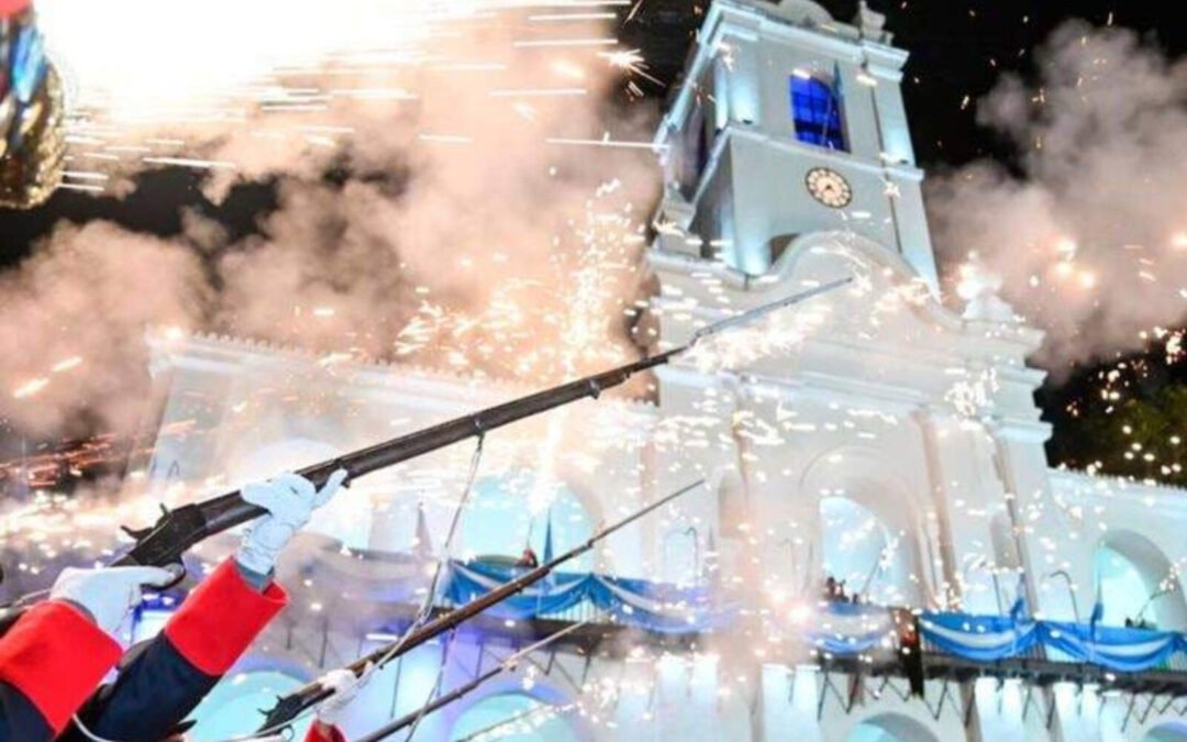 La Revolución de Mayo fue el fin de una era: Estamos viviendo el fin de otra