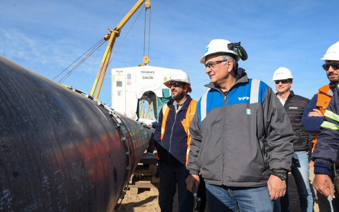 Avanza el Oleoducto Sur: YPF comienza soldadura automática en Chelforó