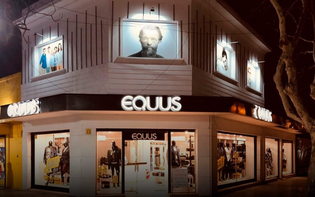 Menger vigila: marcas de ropa bajan precios hasta 40% para competir con importaciones