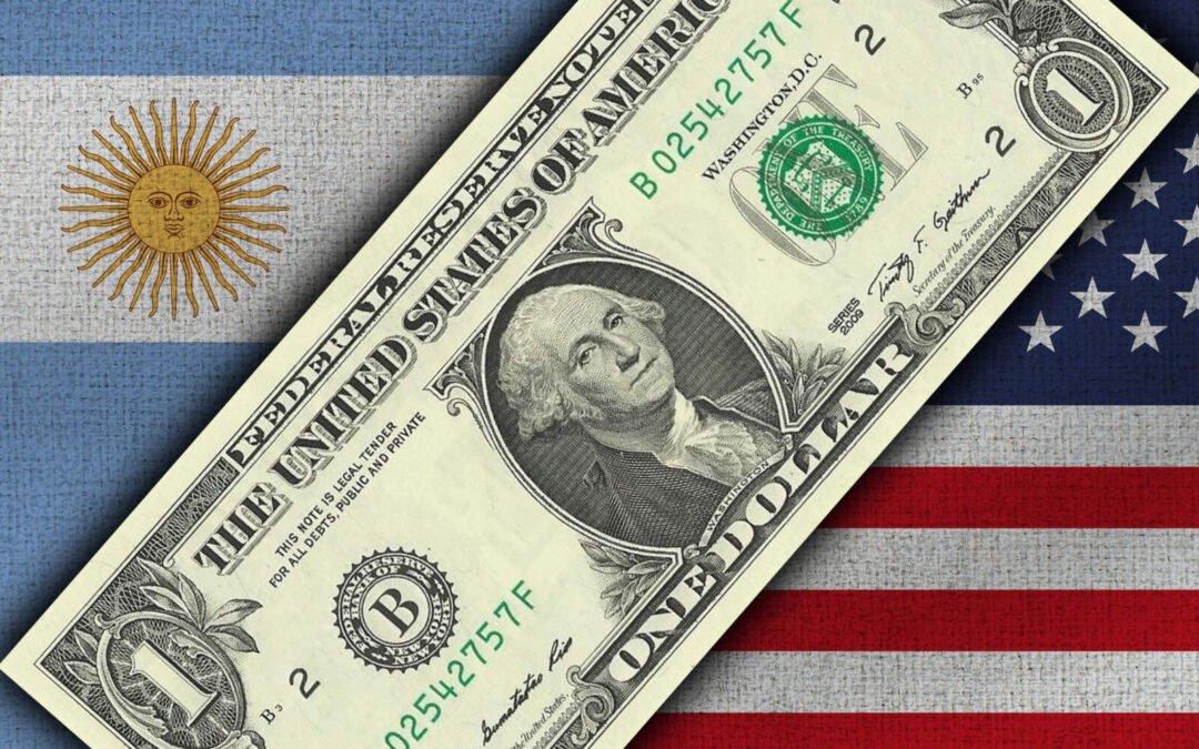 El dólar blue anotó este lunes su mayor retroceso diario en casi un mes