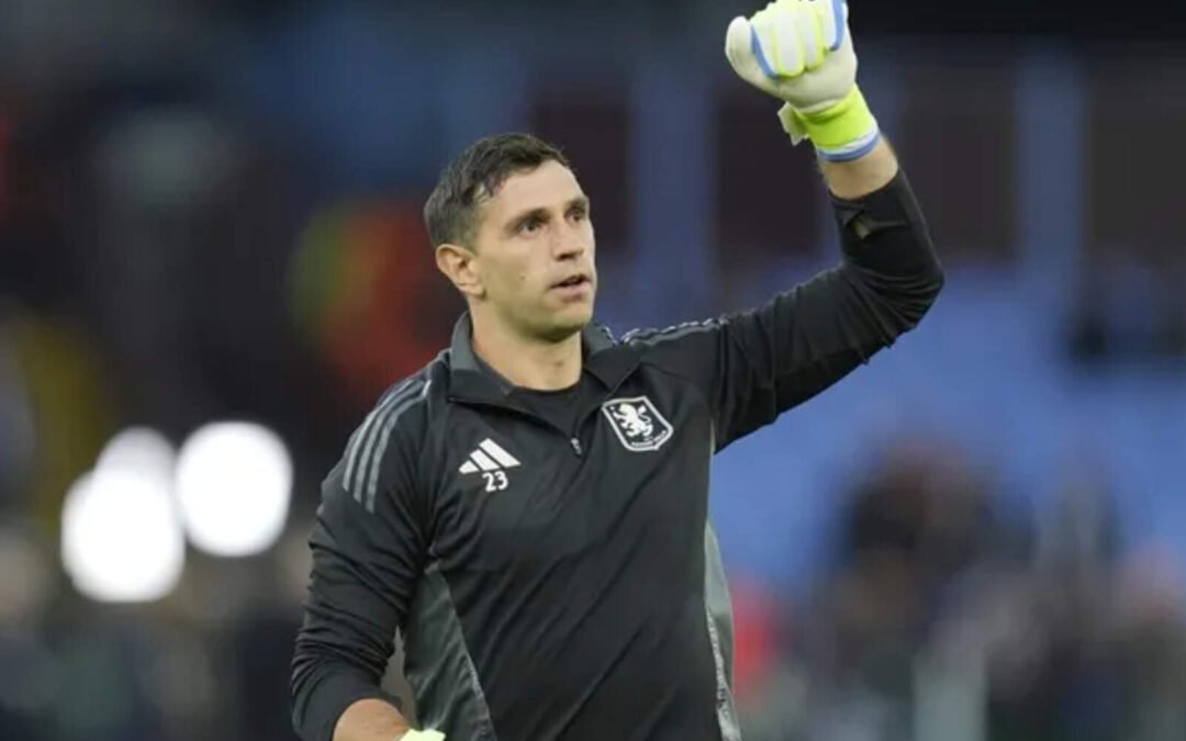 en-medio-de-los-rumores,-dibu-martinez-se-refirio-a-su-posible-salida-del-aston-villa