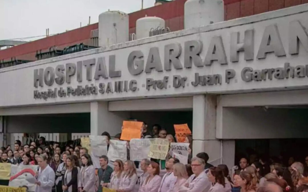 Tras destruir la salud pública, el kirchnerismo usa a los niños para hacer política