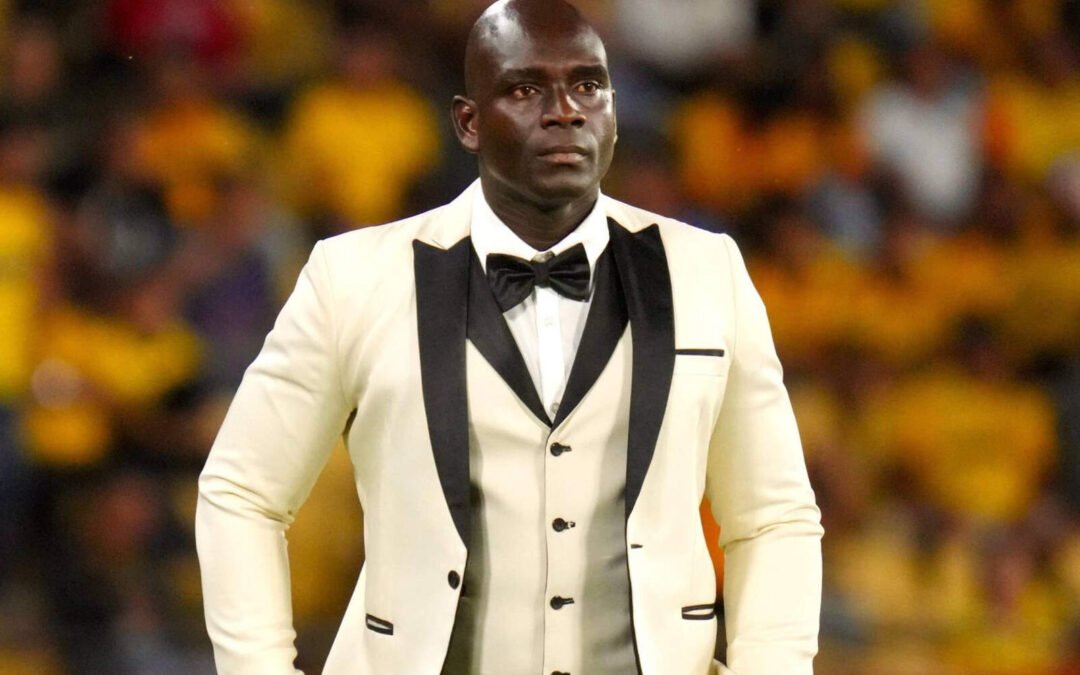 insolito:-conmebol-multo-a-segundo-castillo-por-sus-extravagantes-trajes