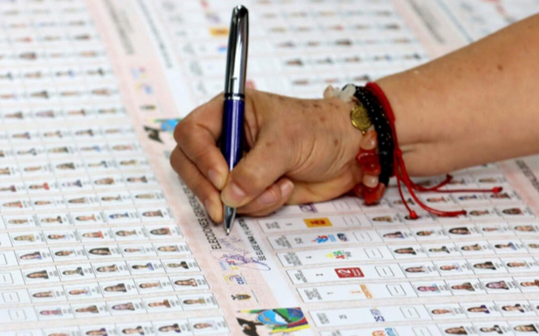 El sistema partidista del Ecuador se desplomó tras años de prebendas y simulación