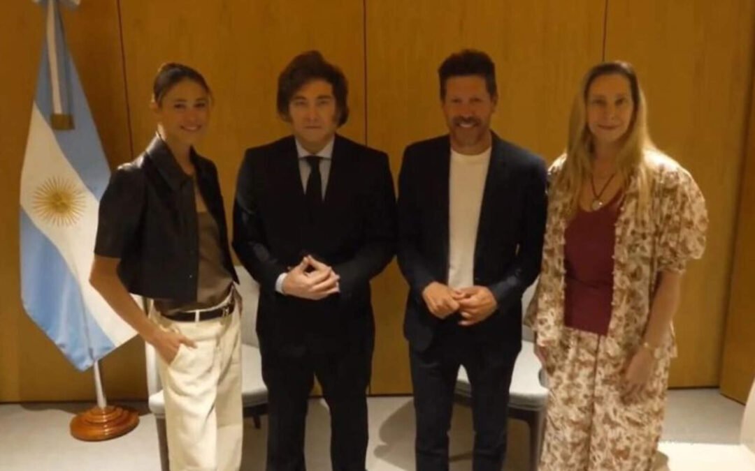 milei-se-reencontro-con-el-cholo-simeone-en-espana-y-recordaron-su-cruce-en-inferiores