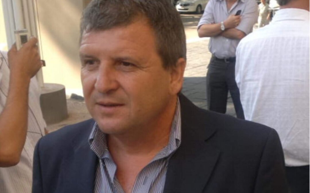 Intendente K imputado por corrupción critica a Milei y defiende a Cristina Kirchner