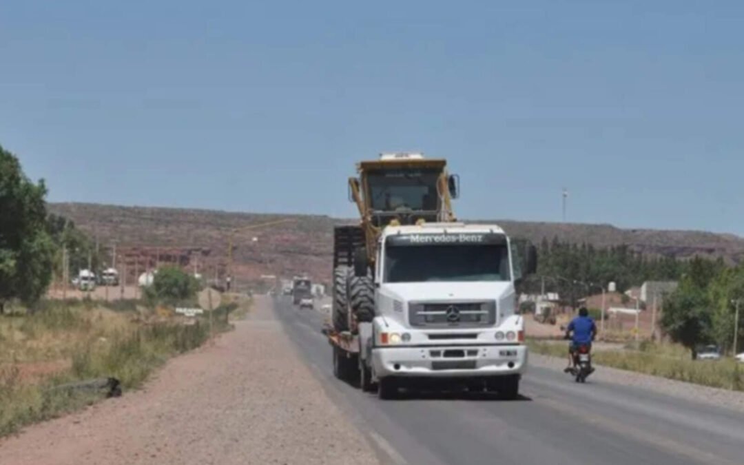 chubut-cobrara-tasa-a-camiones-chilenos-por-uso-de-la-ruta-40