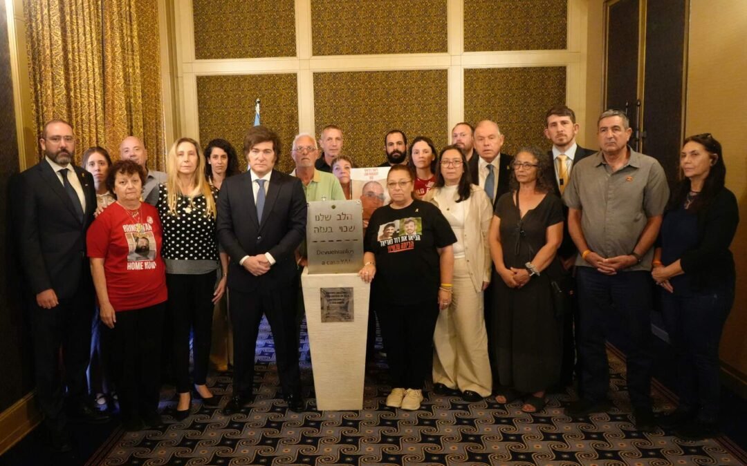 Milei se reunió con los familiares de los rehenes argentinos que secuestró Hamás