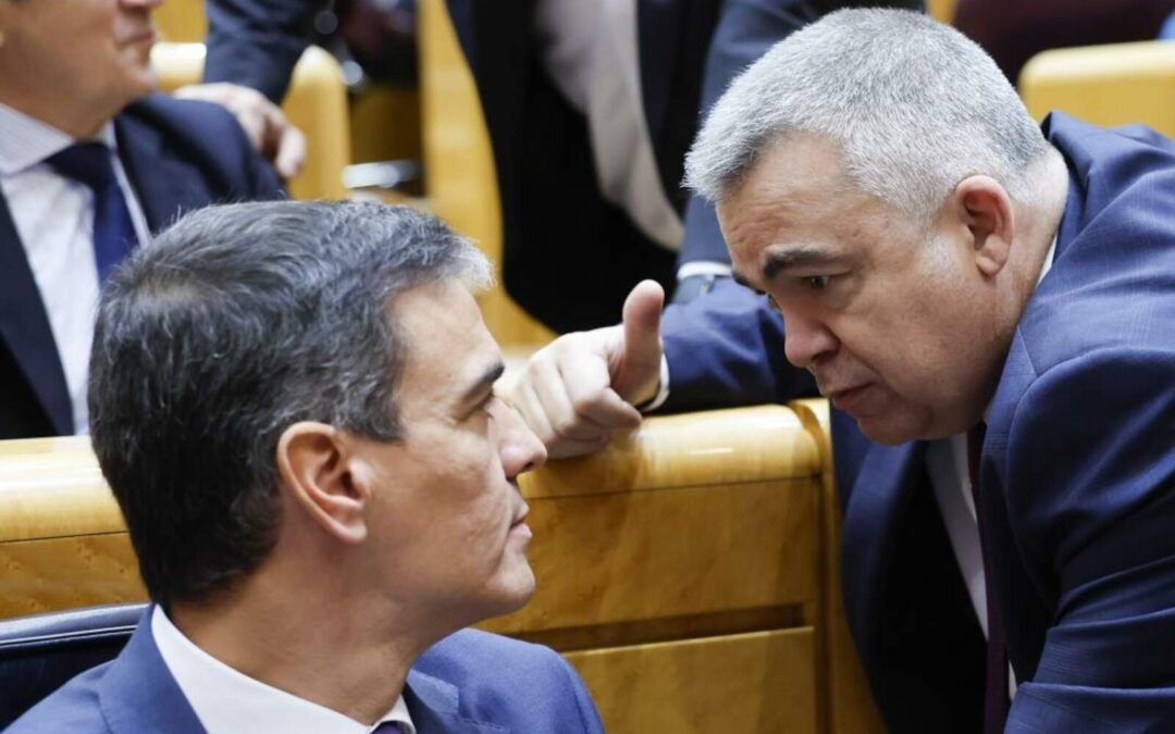 Un alto cargo del PSOE cercano a Sánchez renunció tras denuncias por cobro de coimas