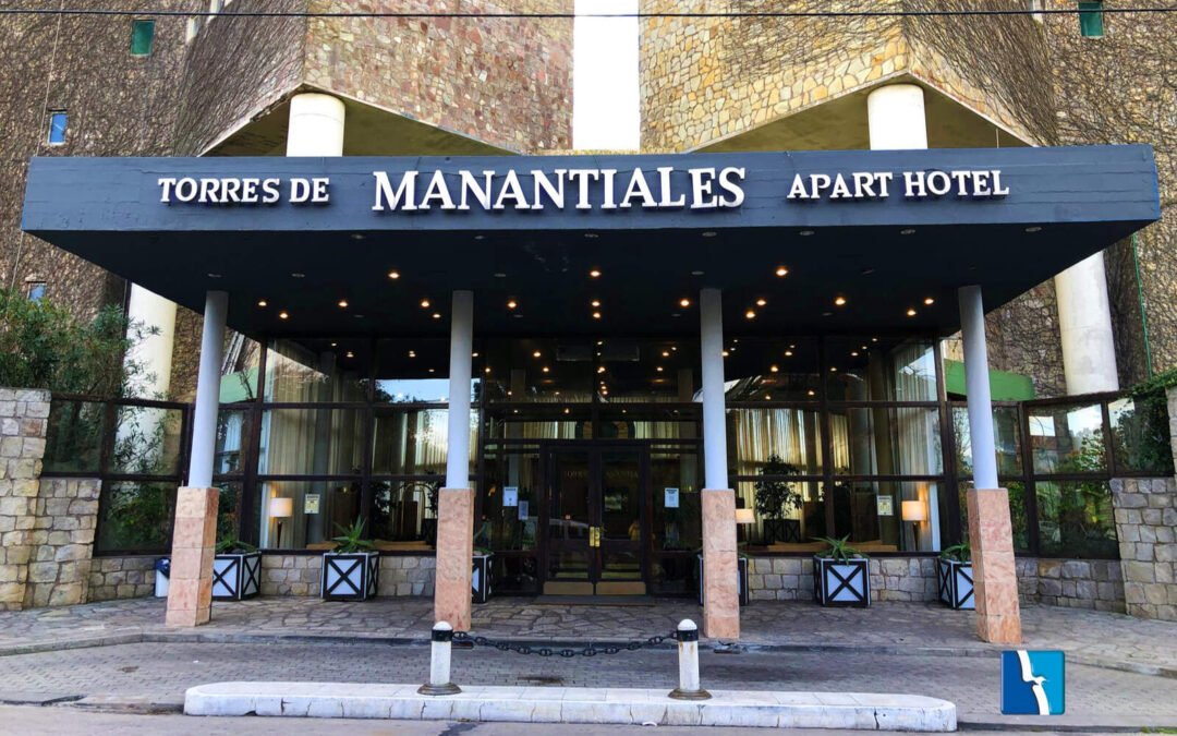 A días del fin de semana largo, el hotel Torres Manantiales recibió fuertes críticas