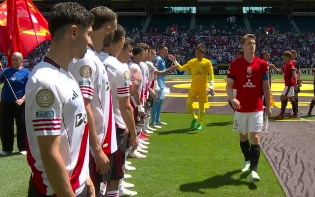 luego-de-no-saludar-a-river,-el-capitan-del-urawa-pidio-disculpas-en-sus-redes