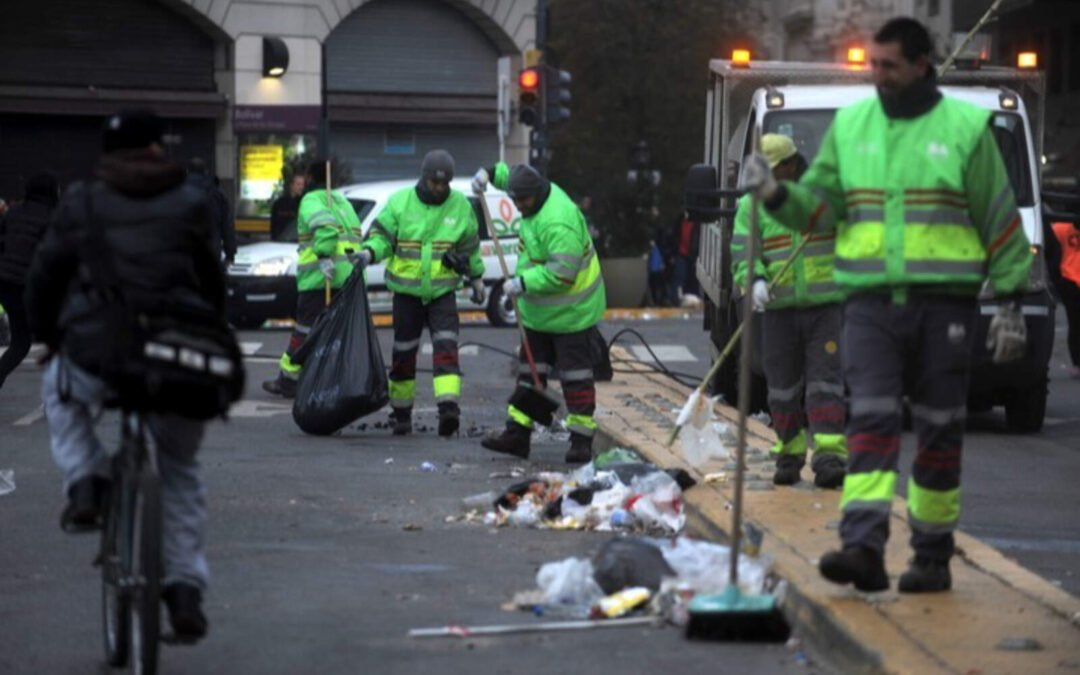 Tras la marcha kirchnerista, se deberán pagar $237 millones en limpieza y arreglos