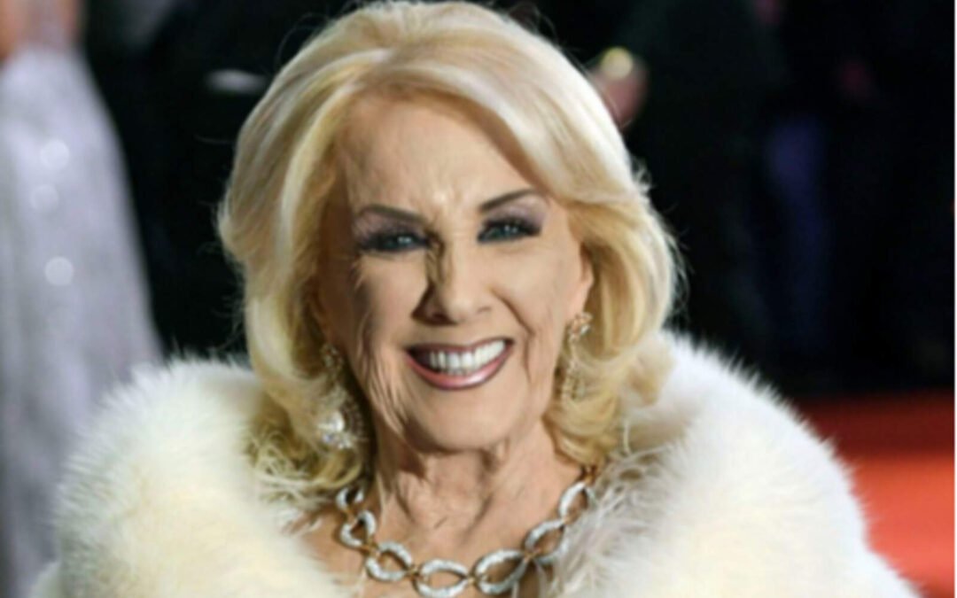 Mirtha Legrand fue operada con éxito y ya se recupera en su casa