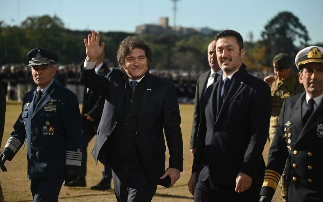 Javier Milei encabezó el acto por el Día de la Bandera en el Campo Argentino de Polo