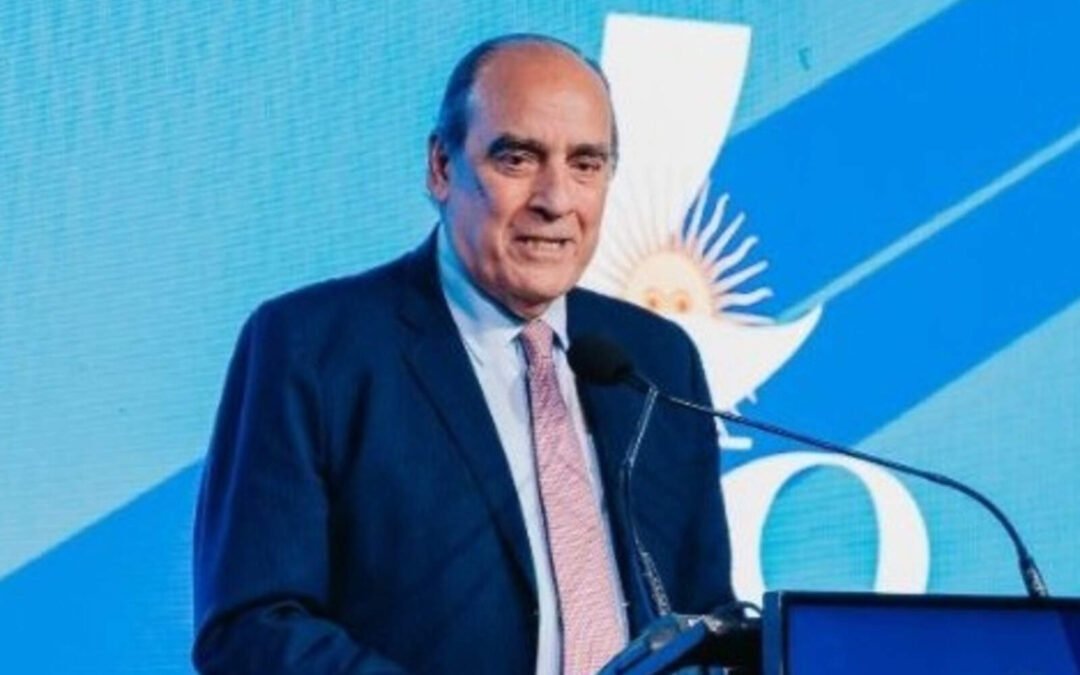 mensaje-a-gobernadores:-guillermo-francos-dijo-que-el-superavit-fiscal-no-se-negocia