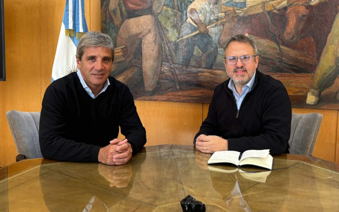 Diego Valenzuela se reunió con Luis Caputo y fue elogiado por el ministro de Economia
