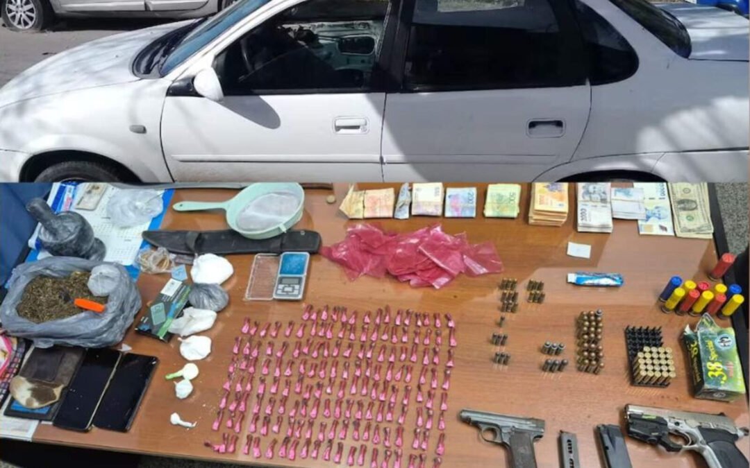 Córdoba: fuerte operativo policial desbarata banda narco con un arsenal de armas