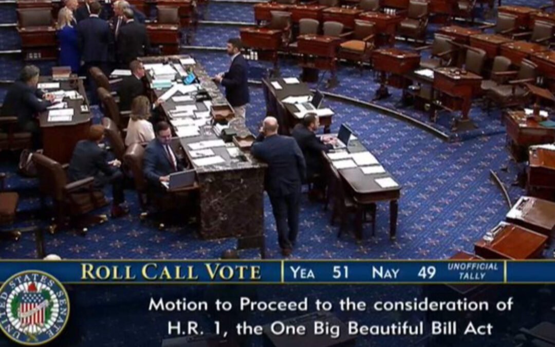 El Senado aprobó en una votación cerradísima avanzar con una ley clave para Trump