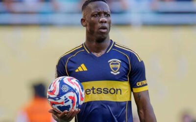 Advíncula seguirá en Boca pese al interés de São Paulo y la lista de prescindibles