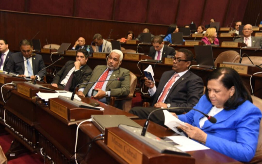 Congreso avanza en nuevo Código Penal que penaliza el aborto sin excepciones