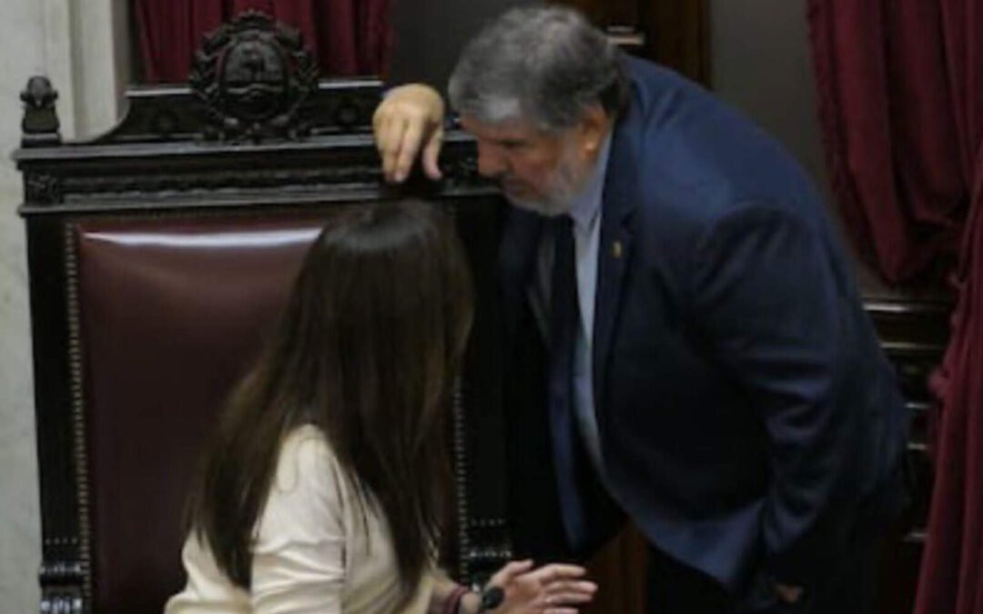 La sesión del kirchnerismo en el Senado es ilegal y representa un golpe institucional