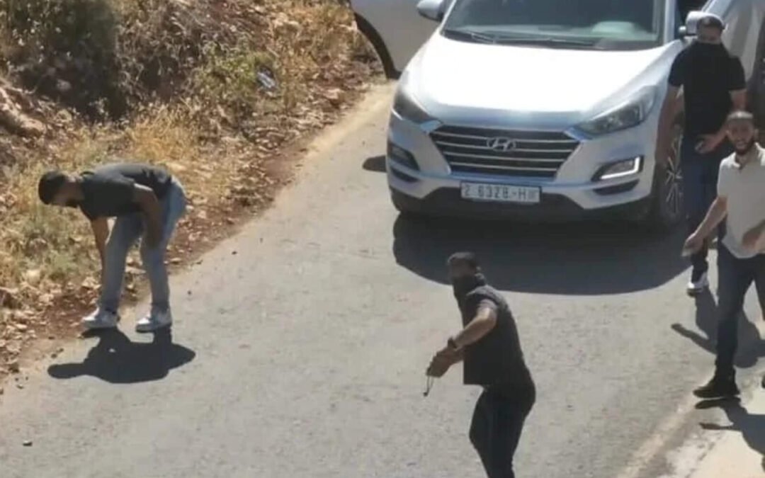 Atacantes palestinos lanzaron piedras contra pastores israelíes en Cisjordania