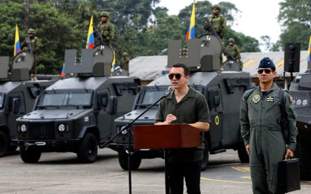 El presidente Noboa entregó vehículos tácticos para fortalecer la seguridad nacional